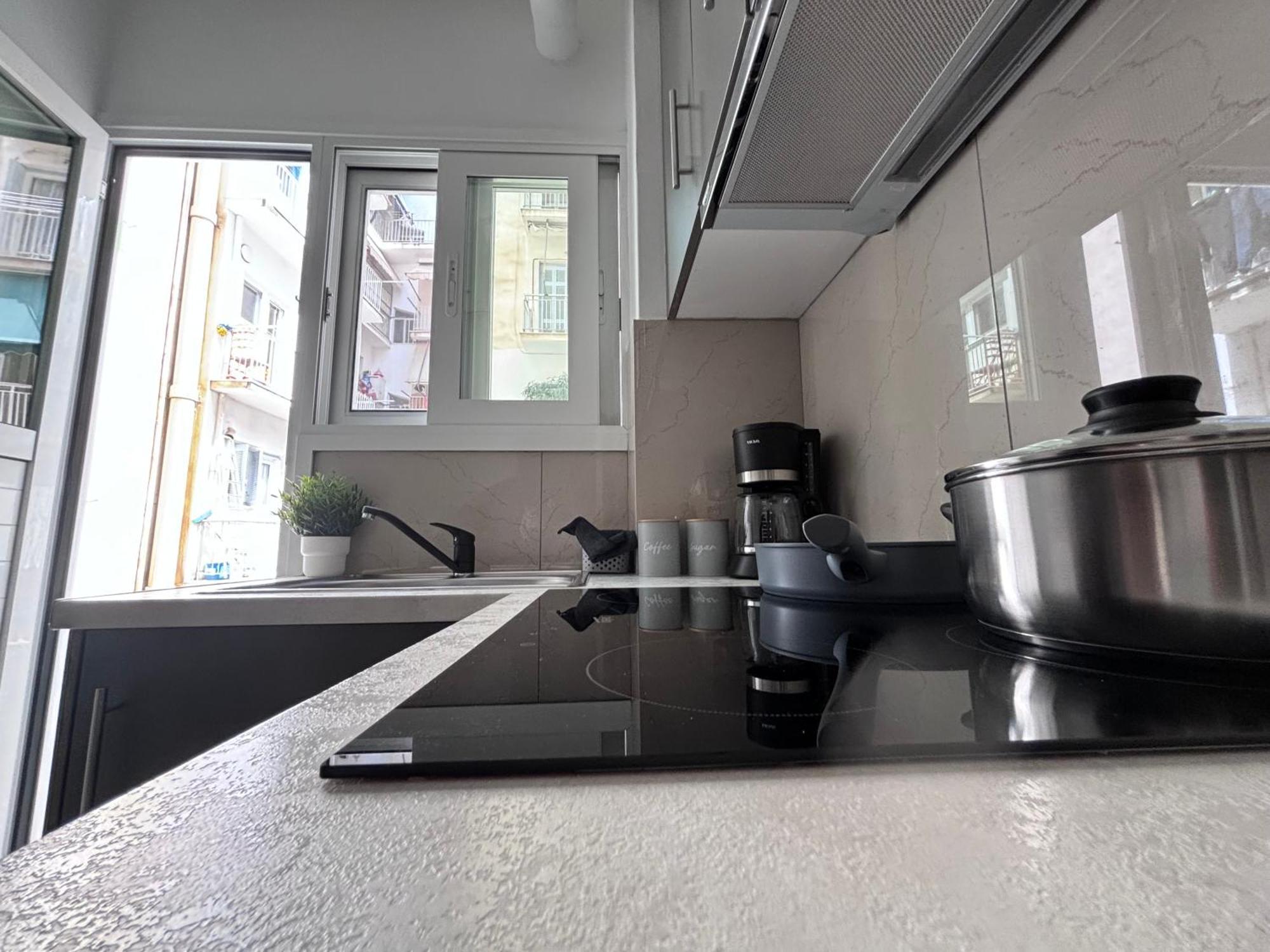 Cozy Apartment In The Heart Of Athén Kültér fotó
